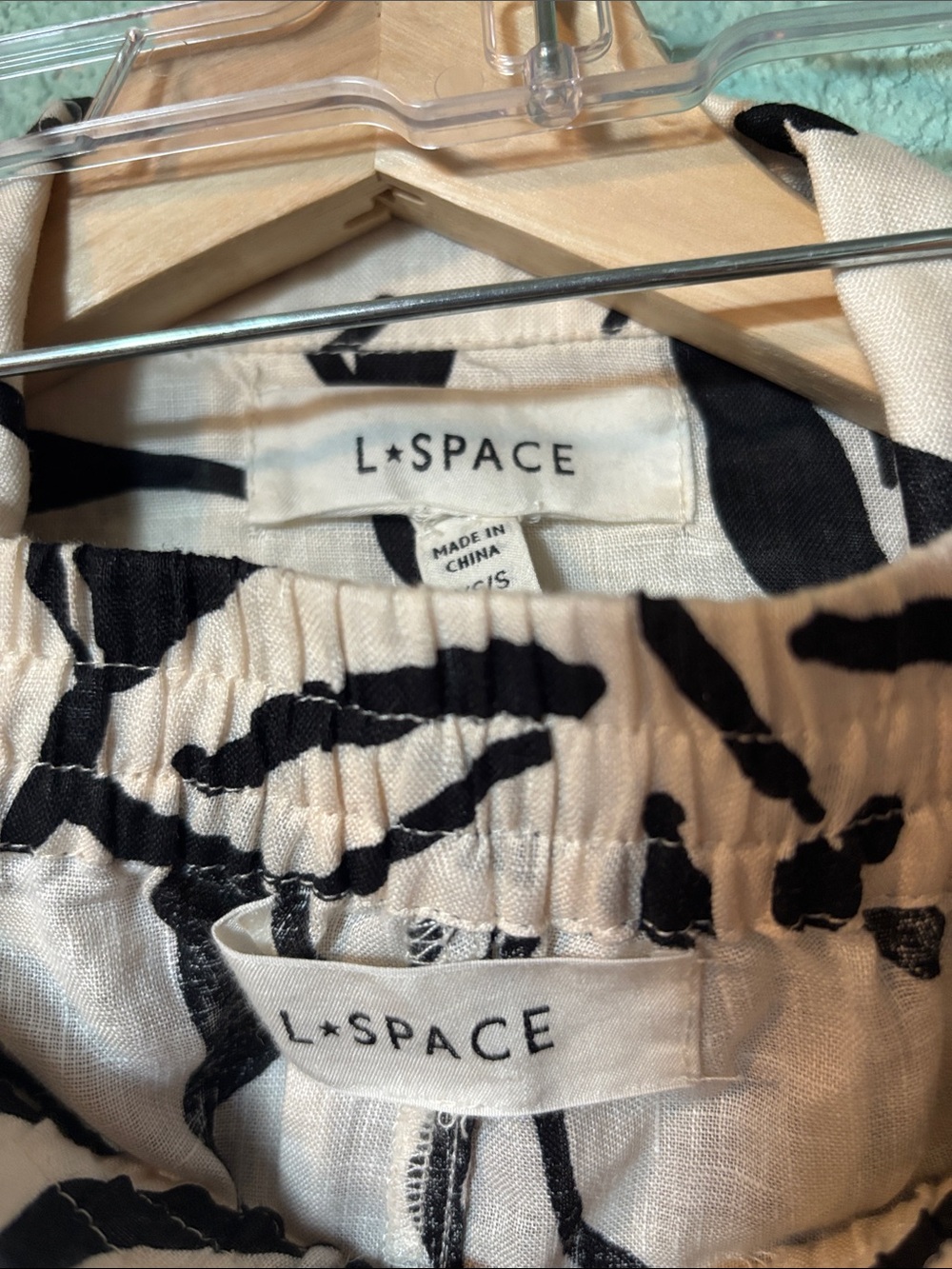 l*space Rio Black and Cream Floral Print Linen Tunic and Shorts Set NWOT - Picture 3 of 16